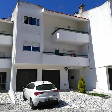 Appartamento T3 Fantastico Na Nazaré